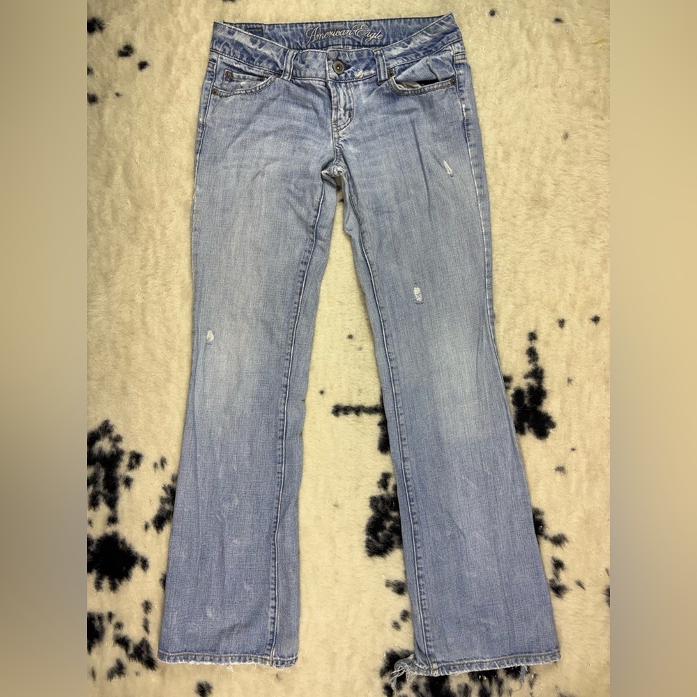 American Eagle Women's Y2K Vintage Low Rise Light Wash Denim Jeans Size 29